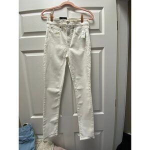 White Gap Jeans Sz 25 NWT​